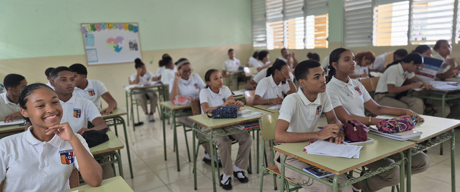 Presentación en el Colegio Católico Técnico Calasanz San Eduardo